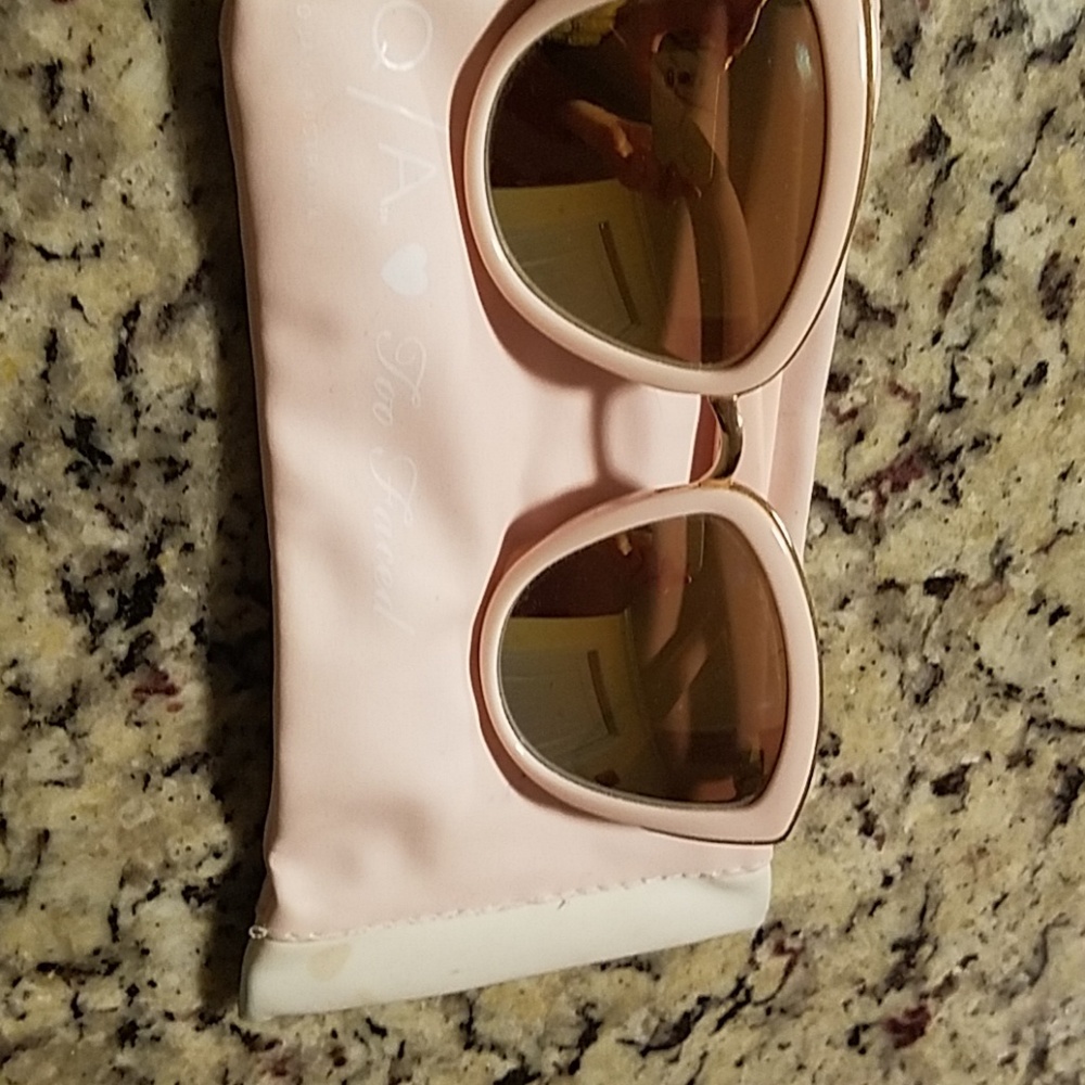 QuayxTooFaced pink sunglasses